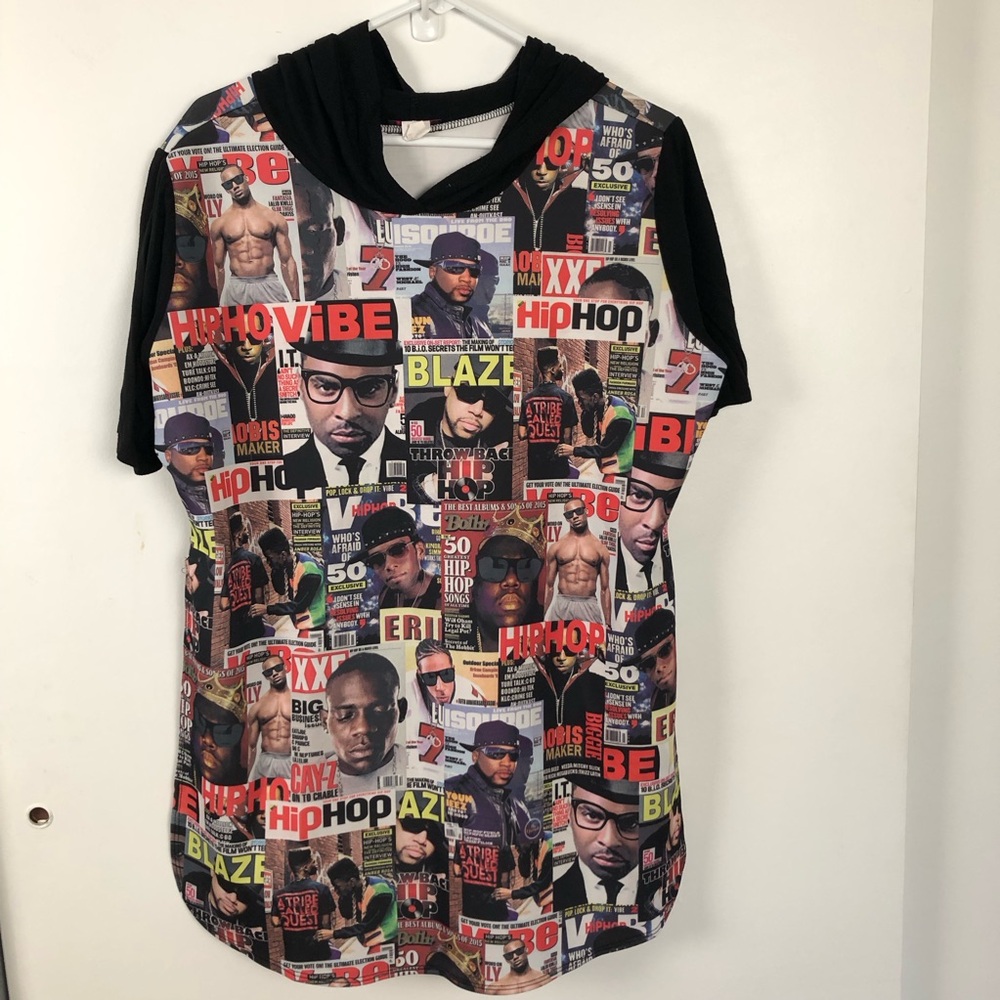 Blush Hip Hop Magazine Print Hoodie 2X short sleeve and split sides